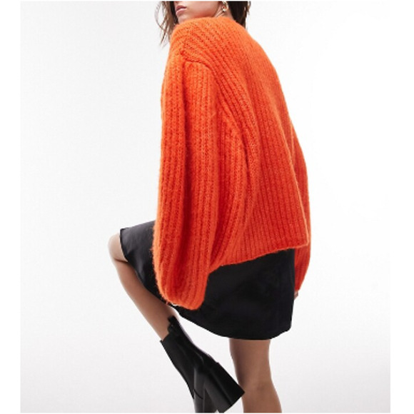 New TOPSHOP NORDSTROM ~ Knit Volume Sleeve Fluffy Sweater Size 4/6 - Picture 2 of 8